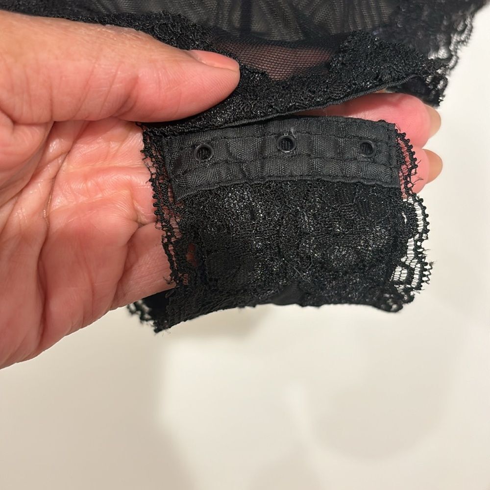 H&M Lace & Mesh Bodysuit - Size S - Picture 4 of 7